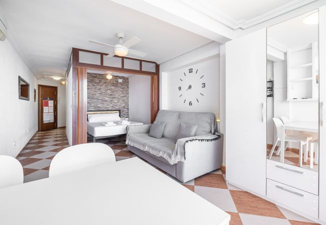 Apartamento en Benidorm -  Las Damas 23-E Levante Beach Apartamento en Benidorm -  Las Damas 23-E Levante Beach