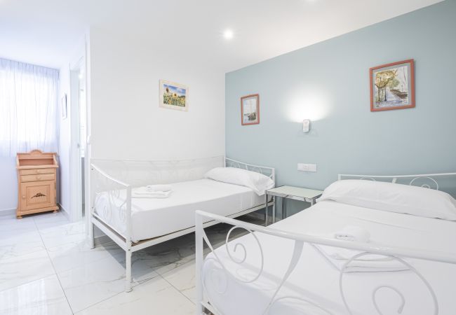 Apartamento en Benidorm -  Copacabana 10-B Apartment Levante Beach Apartamento en Benidorm -  Copacabana 10-B Apartment Levante Beach