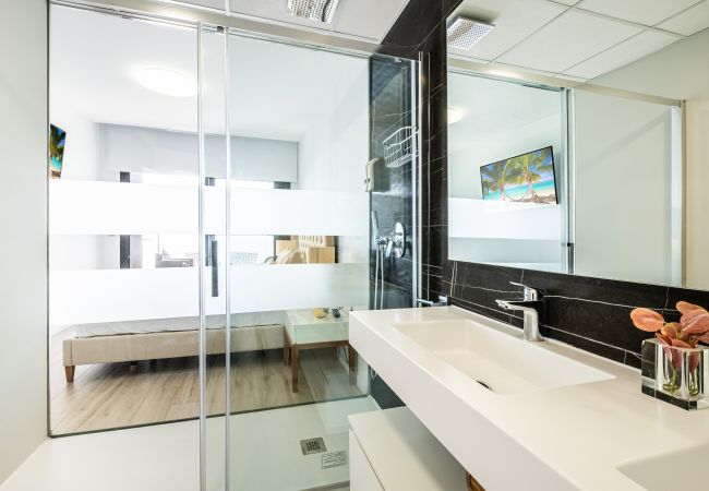 Apartamento en Benidorm - Sunset Waves 18-35 Poniente Beach Resort Apartamento en Benidorm - Sunset Waves 18-35 Poniente Beach Resort