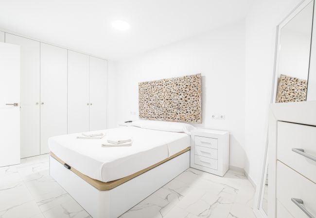 Apartamento en Benidorm - Torre Yago Deluxe 1-2 Levante Beach Apartamento en Benidorm - Torre Yago Deluxe 1-2 Levante Beach