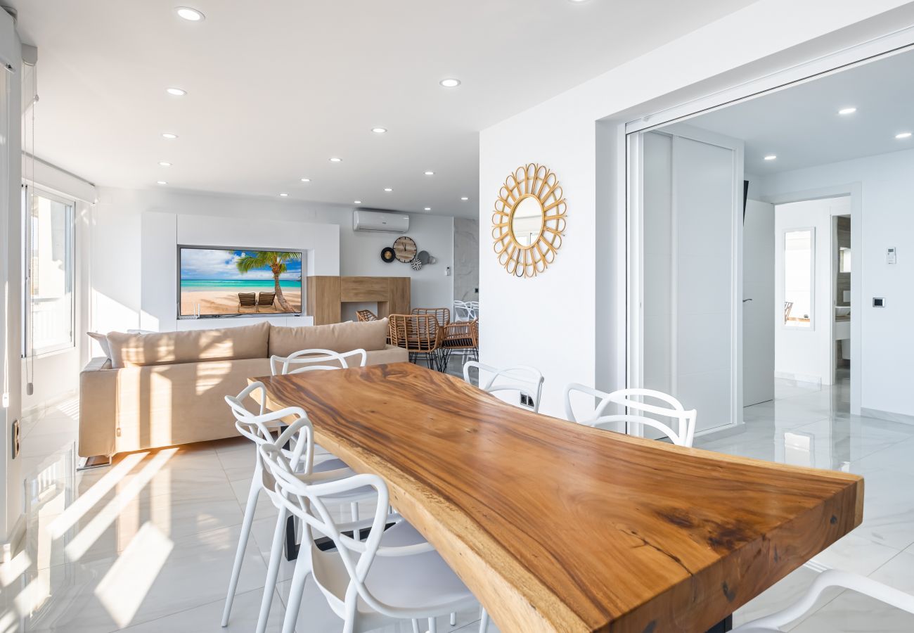 Apartamento en Benidorm - Principado Loix Apartment Deluxe 17C Levante Beach Apartamento en Benidorm - Principado Loix Apartment Deluxe 17C Levante Beach