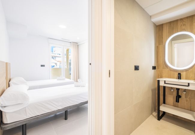 Apartamento en Benidorm - Lux Center 5-C Deluxe Beach Apartment-Old Town Apartamento en Benidorm - Lux Center 5-C Deluxe Beach Apartment-Old Town