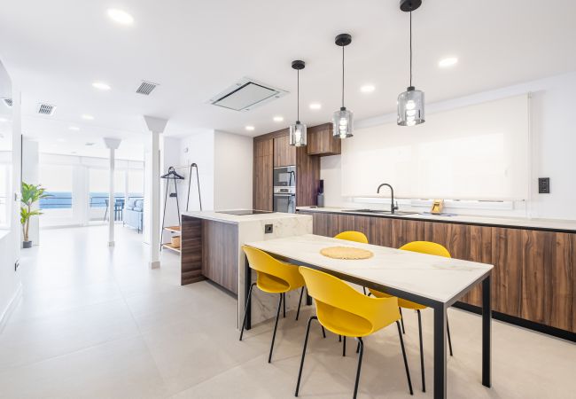 Apartamento en Benidorm - Lux Center 5-C Deluxe Beach Apartment-Old Town Apartamento en Benidorm - Lux Center 5-C Deluxe Beach Apartment-Old Town