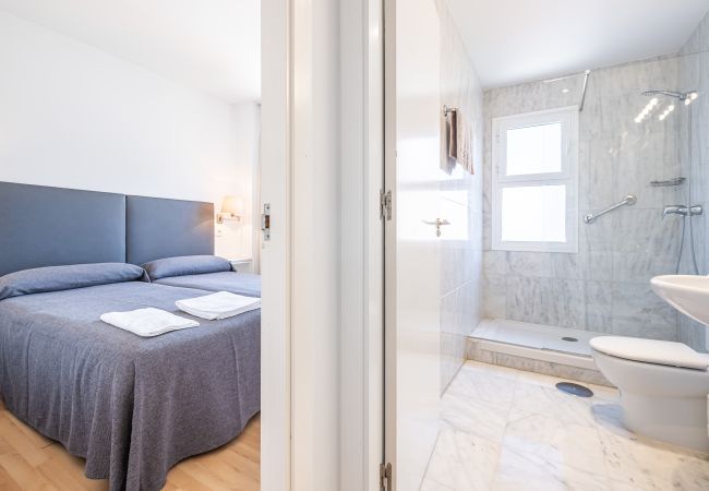 Apartahotel en Benidorm - Apartamentos Les Dunes Centro Levante Beach S.V51 Apartahotel en Benidorm - Apartamentos Les Dunes Centro Levante Beach S.V51