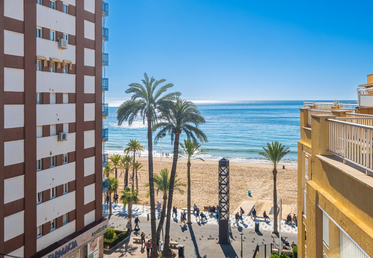 Appartement in Benidorm - Penthouse Ancla 562 Levante Beach