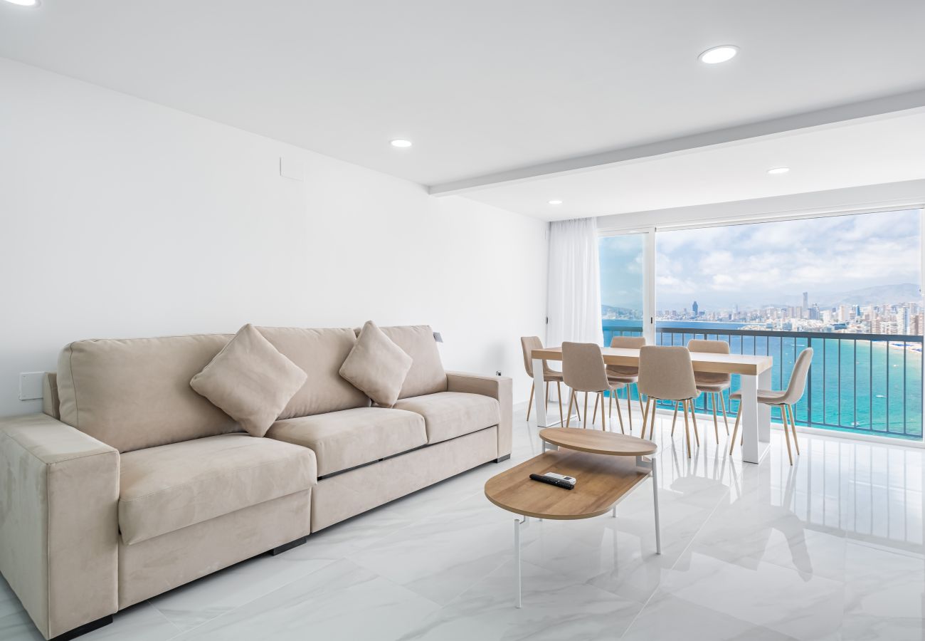 Appartement in Benidorm - Halcon Deluxe 17-C Apartment Levante Beach