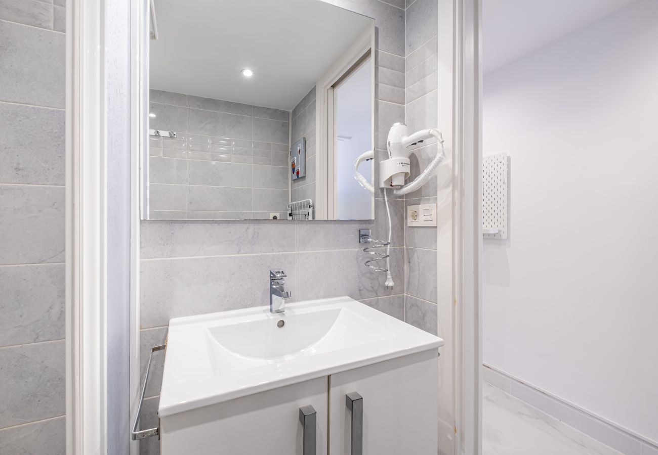 Studio in Benidorm - Albatros 12-8 Sea Views Levante Beach Studio in Benidorm - Albatros 12-8 Sea Views Levante Beach