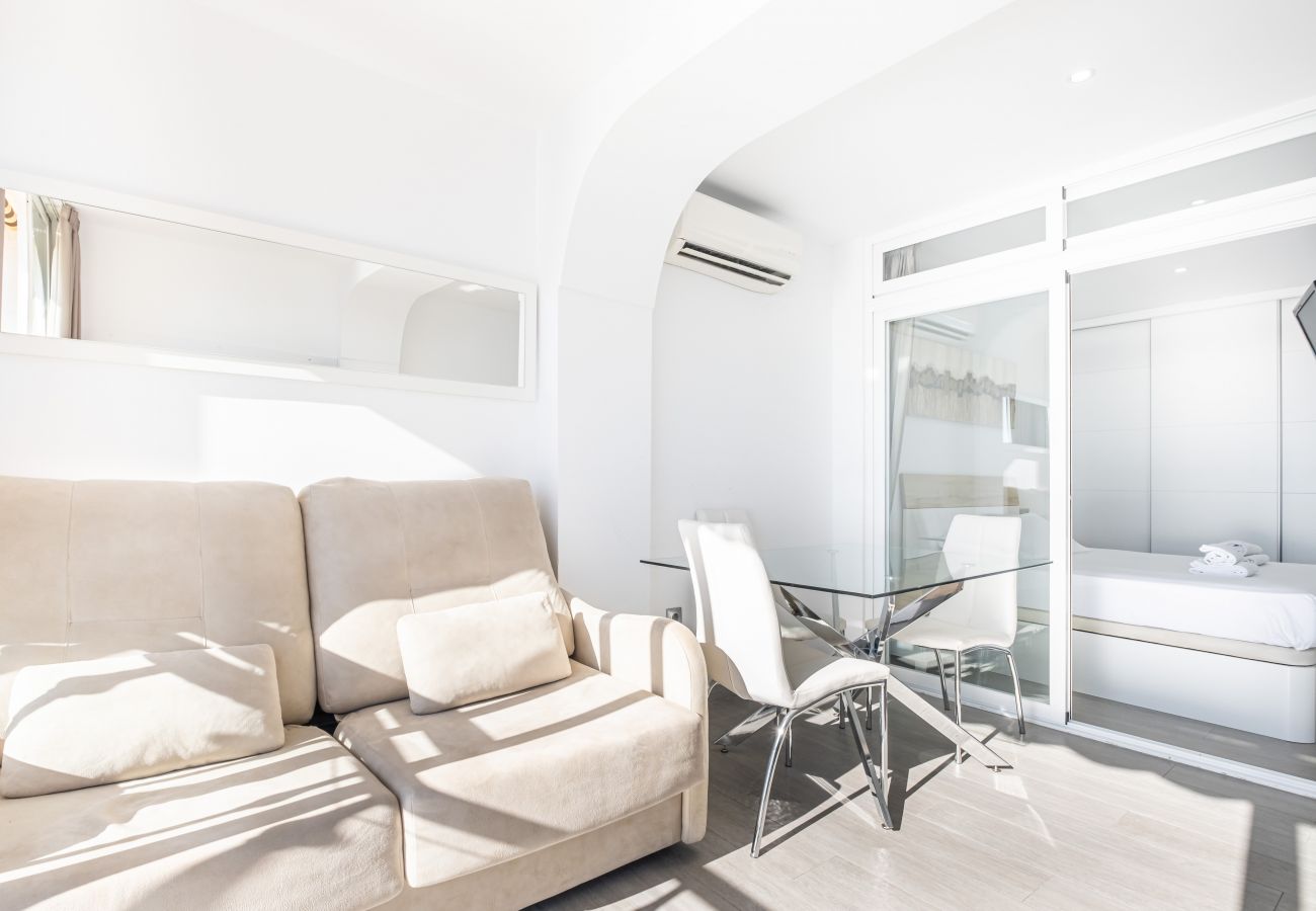 Apartment in Benidorm - Las Damas 14-B Sea View Levante Beach Apartment in Benidorm - Las Damas 14-B Sea View Levante Beach