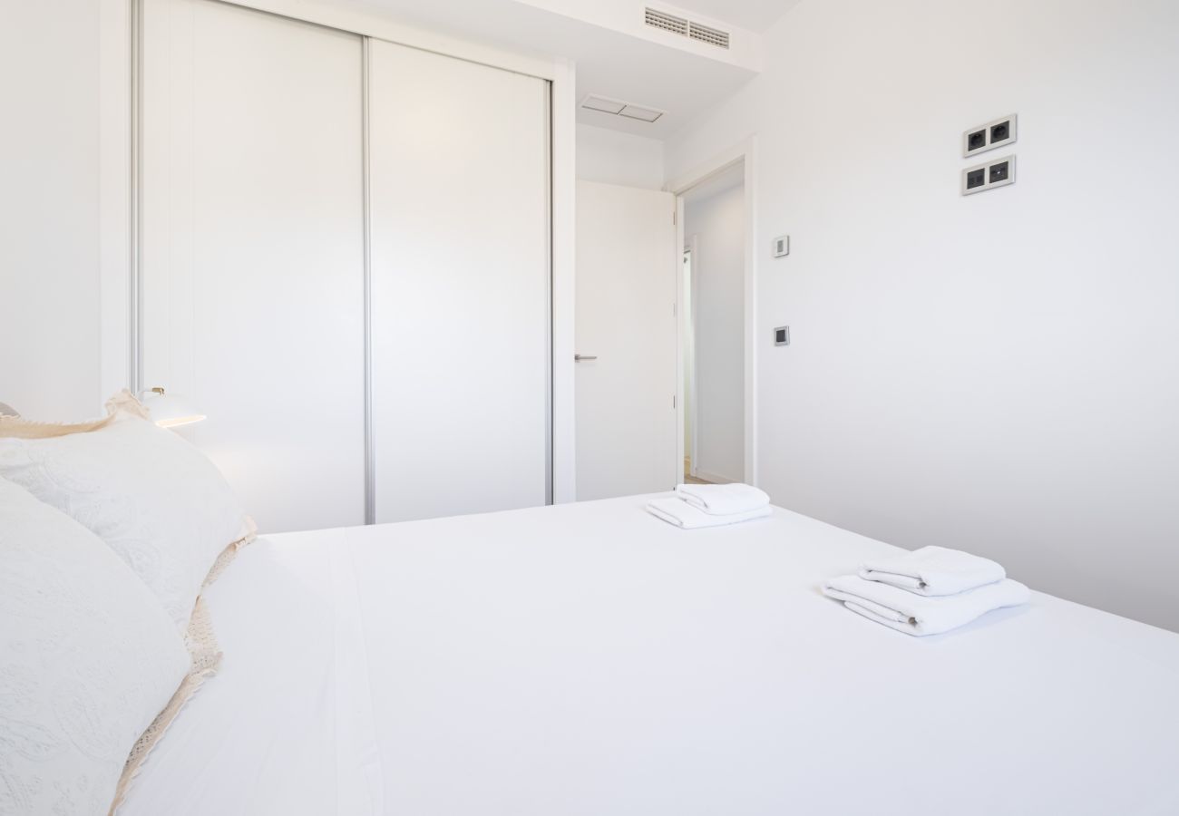 Apartment in Benidorm - Sunset Waves 18-35 Poniente Beach Resort Apartment in Benidorm - Sunset Waves 18-35 Poniente Beach Resort