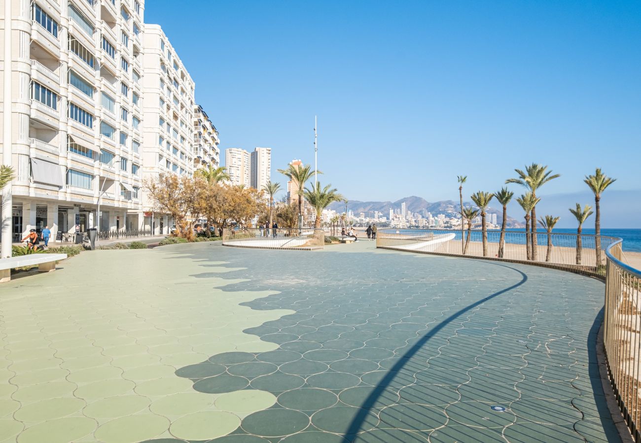 Apartment in Benidorm - Sunset Waves 18-35 Poniente Beach Resort Apartment in Benidorm - Sunset Waves 18-35 Poniente Beach Resort