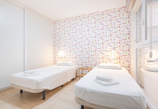 Aparthotel in Benidorm -  Apartamentos La Rosita Old Town 5Pax-1 Aparthotel in Benidorm -  Apartamentos La Rosita Old Town 5Pax-1