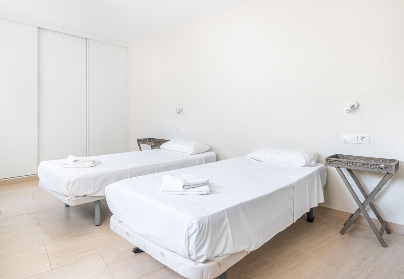 Aparthotel in Benidorm - Apartamentos La Rosita Old Town B-21 Aparthotel in Benidorm - Apartamentos La Rosita Old Town B-21