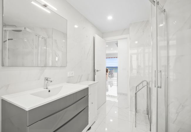 Apartment in Benidorm - Don Miguel Apartment Deluxe 7-A Levante Beach Apartment in Benidorm - Don Miguel Apartment Deluxe 7-A Levante Beach