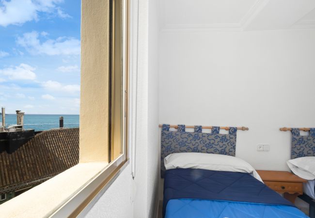 Apartment in Benidorm - Don Miguel Apartment 8-C Levante Beach Apartment in Benidorm - Don Miguel Apartment 8-C Levante Beach