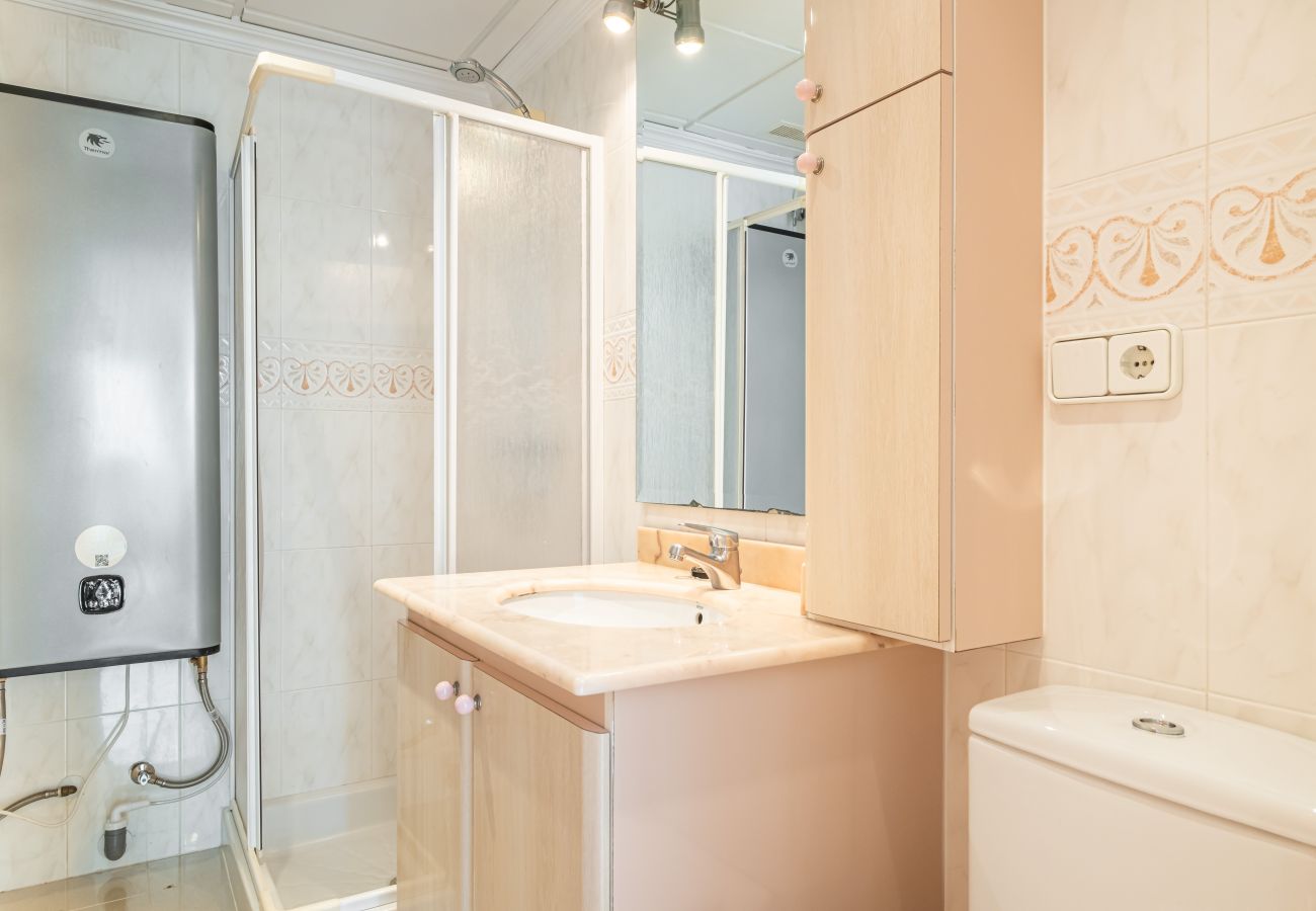 Apartment in Benidorm - Don Miguel Apartment 8-C Levante Beach Apartment in Benidorm - Don Miguel Apartment 8-C Levante Beach