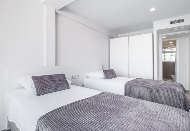 Apartment in Benidorm - Halcon Deluxe 7-B Apartment Levante Beach Apartment in Benidorm - Halcon Deluxe 7-B Apartment Levante Beach