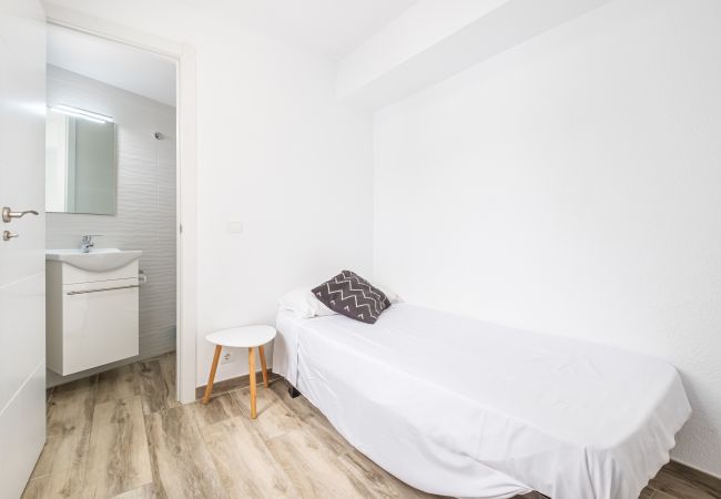 Apartment in Benidorm - Torre Yago Apartment 15-2 Levante Beach Apartment in Benidorm - Torre Yago Apartment 15-2 Levante Beach