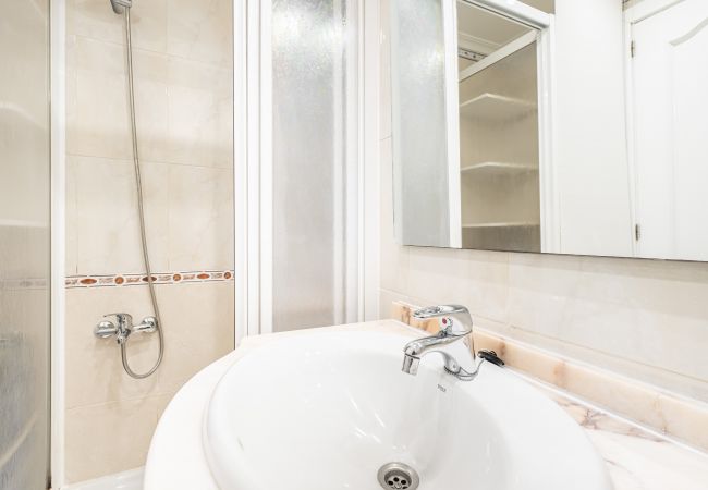 Apartment in Benidorm - Los Gemelos 6-C Apartment Levante Beach Apartment in Benidorm - Los Gemelos 6-C Apartment Levante Beach