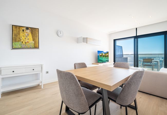 Apartment in Benidorm - Sunset Cliffs Deluxe Apartment 8138 Poniente Beach Apartment in Benidorm - Sunset Cliffs Deluxe Apartment 8138 Poniente Beach