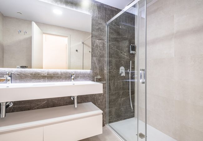 Apartment in Benidorm - Sunset Cliffs Deluxe Apartment 8138 Poniente Beach Apartment in Benidorm - Sunset Cliffs Deluxe Apartment 8138 Poniente Beach