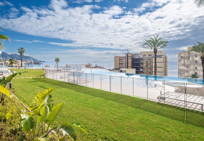 Apartment in Benidorm - Sunset Cliffs Deluxe Apartment 8138 Poniente Beach Apartment in Benidorm - Sunset Cliffs Deluxe Apartment 8138 Poniente Beach
