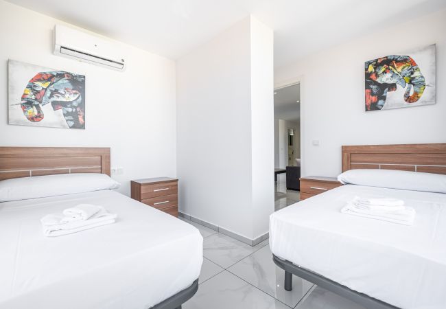 Apartment in Benidorm - Benipark 3-2-A Poniente Beach Apartment in Benidorm - Benipark 3-2-A Poniente Beach