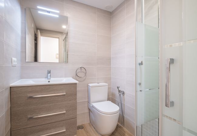 Apartment in Benidorm - Benipark Deluxe 33-A Poniente Beach Apartment in Benidorm - Benipark Deluxe 33-A Poniente Beach