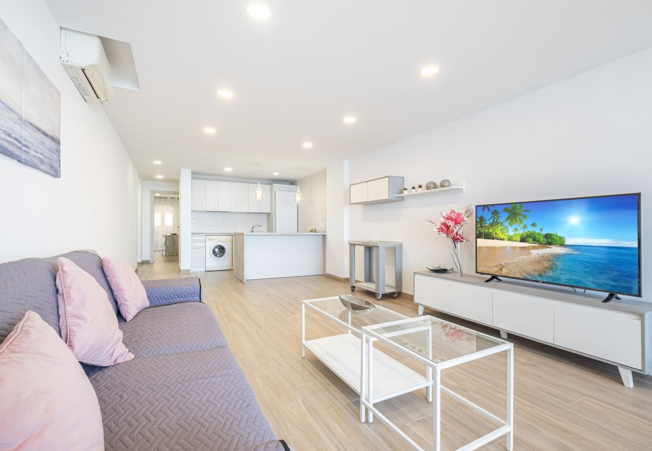 Apartment in Benidorm - Benipark Deluxe 33-A Poniente Beach Apartment in Benidorm - Benipark Deluxe 33-A Poniente Beach