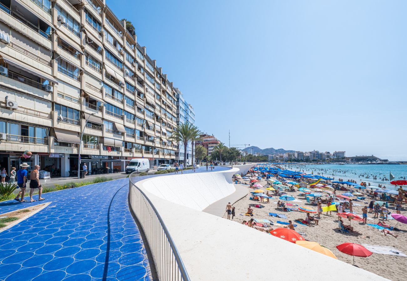 Apartment in Benidorm - Benipark Deluxe 33-A Poniente Beach Apartment in Benidorm - Benipark Deluxe 33-A Poniente Beach