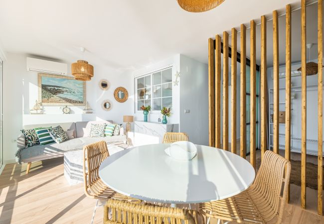 Appartement à Benidorm - Cachirulo Deluxe Apartment 13-B Levante Beach Appartement à Benidorm - Cachirulo Deluxe Apartment 13-B Levante Beach