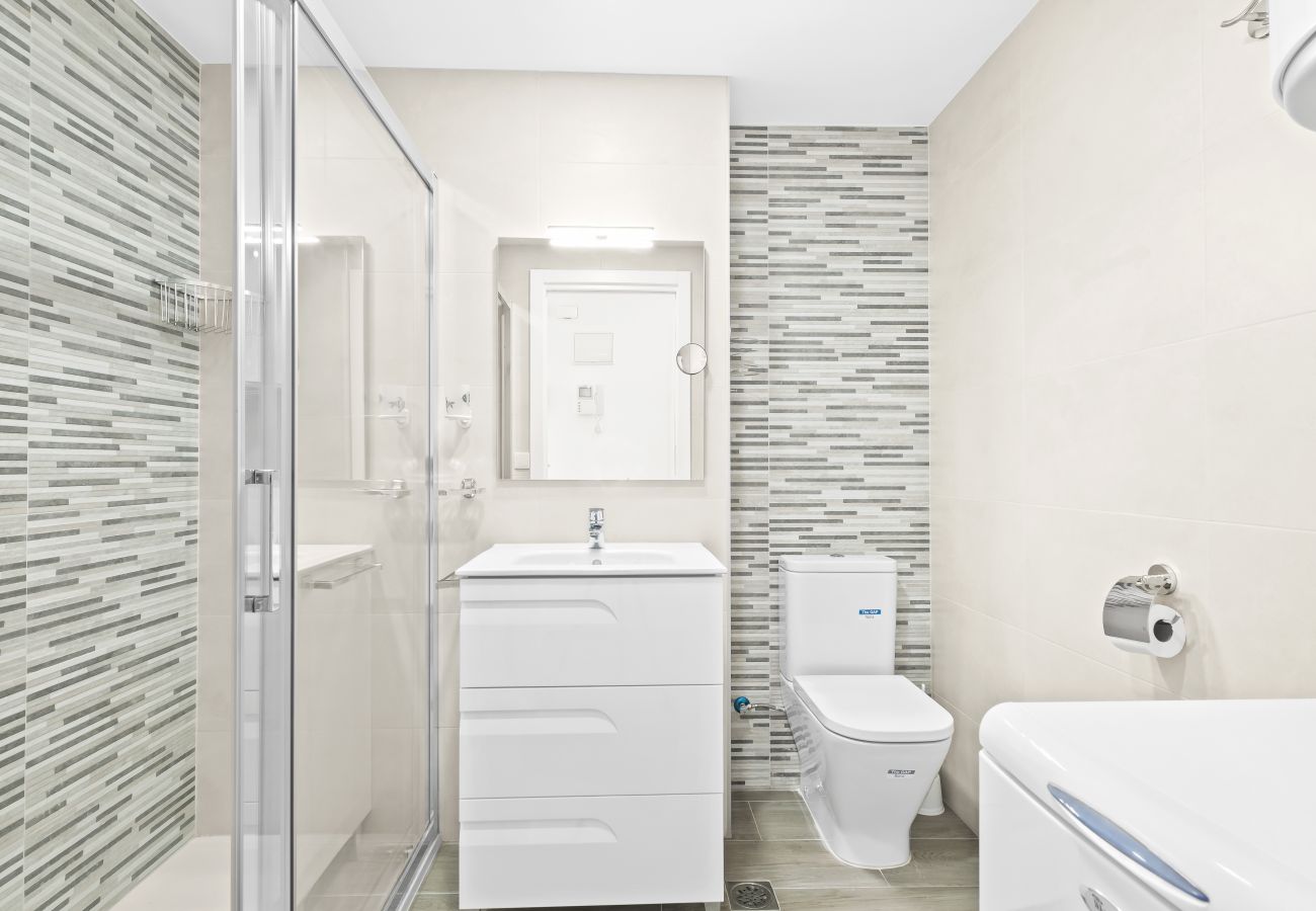 Appartement à Benidorm - Cachirulo Deluxe Apartment 12-C Levante Beach Appartement à Benidorm - Cachirulo Deluxe Apartment 12-C Levante Beach