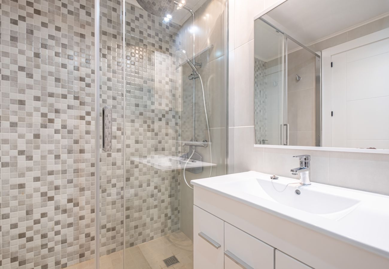 Апартаменты на Бенидорм / Benidorm -  Gemelos 22 Resort Apartment 2-15-B Levante Beach Апартаменты на Бенидорм / Benidorm -  Gemelos 22 Resort Apartment 2-15-B Levante Beach