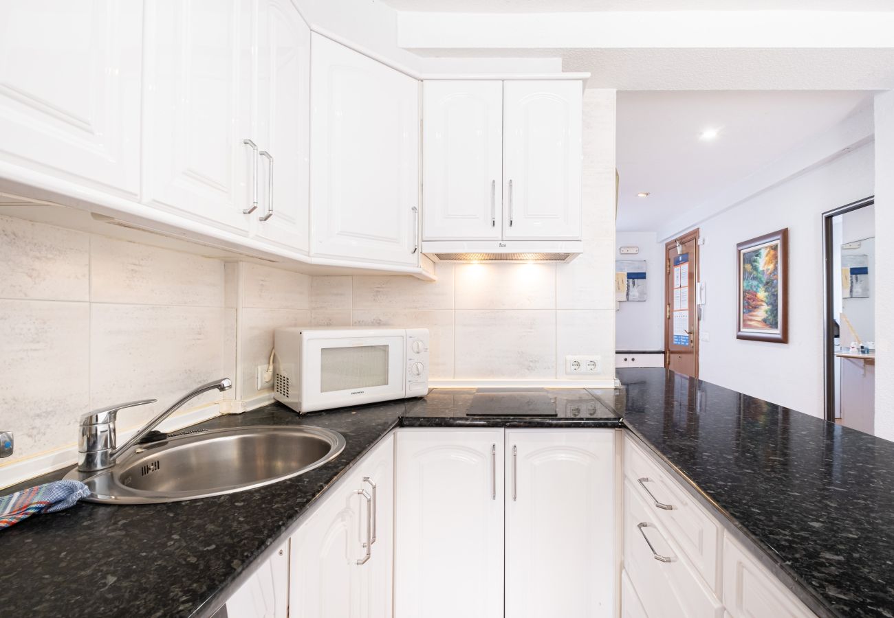 Квартира-студия на Бенидорм / Benidorm - Albatros 2-6 Estudio Levante Beach Квартира-студия на Бенидорм / Benidorm - Albatros 2-6 Estudio Levante Beach