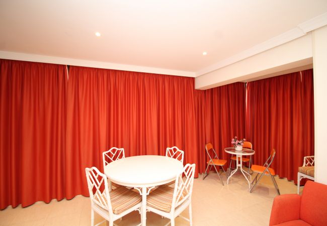 Апартаменты на Benidorm -  Trinisol 7-A Sea Views Apartment Levante Beach Апартаменты на Benidorm -  Trinisol 7-A Sea Views Apartment Levante Beach