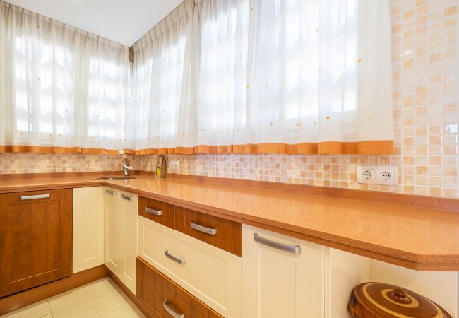 Апартаменты на Benidorm -  Trinisol 7-A Sea Views Apartment Levante Beach Апартаменты на Benidorm -  Trinisol 7-A Sea Views Apartment Levante Beach