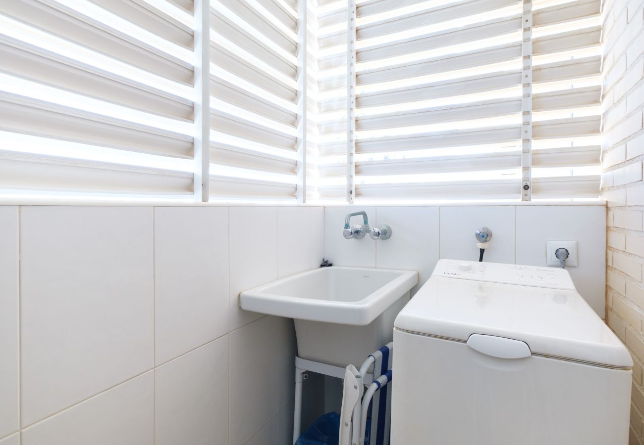 Апартаменты на Бенидорм / Benidorm - Tower San Remo 9-E Apartment Levante Beach Апартаменты на Бенидорм / Benidorm - Tower San Remo 9-E Apartment Levante Beach