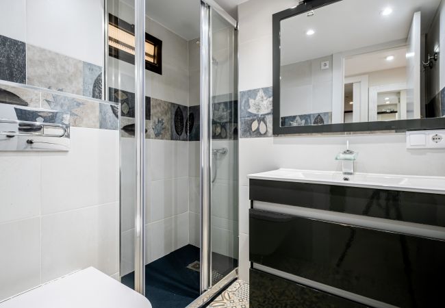 Апартаменты на Бенидорм / Benidorm -  Los Gemelos 21-B Apartment Levante Beach Апартаменты на Бенидорм / Benidorm -  Los Gemelos 21-B Apartment Levante Beach