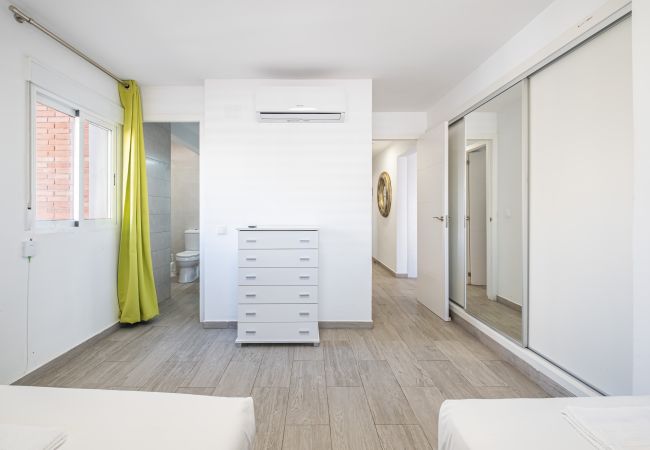 Апартаменты на Benidorm -  Agua Azul 4-A Apartment Levante-Rincon de Loix Апартаменты на Benidorm -  Agua Azul 4-A Apartment Levante-Rincon de Loix