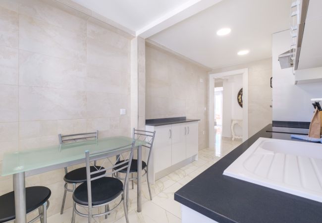 Апартаменты на Benidorm -  Copacabana 10-B Apartment Levante Beach Апартаменты на Benidorm -  Copacabana 10-B Apartment Levante Beach