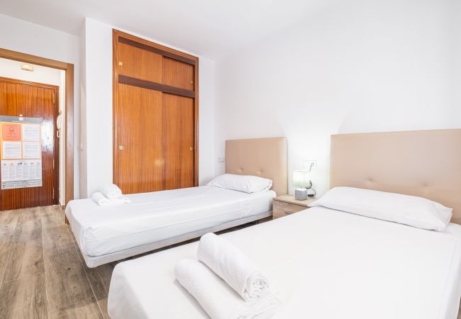 Апартаменты на Benidorm -  Waldorff 4-A Levante Beach Apartment Апартаменты на Benidorm -  Waldorff 4-A Levante Beach Apartment
