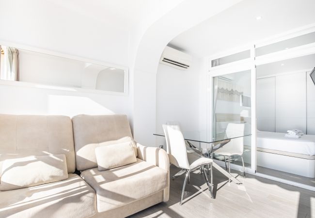 Апартаменты на Benidorm - Las Damas 14-B Sea View Levante Beach Апартаменты на Benidorm - Las Damas 14-B Sea View Levante Beach