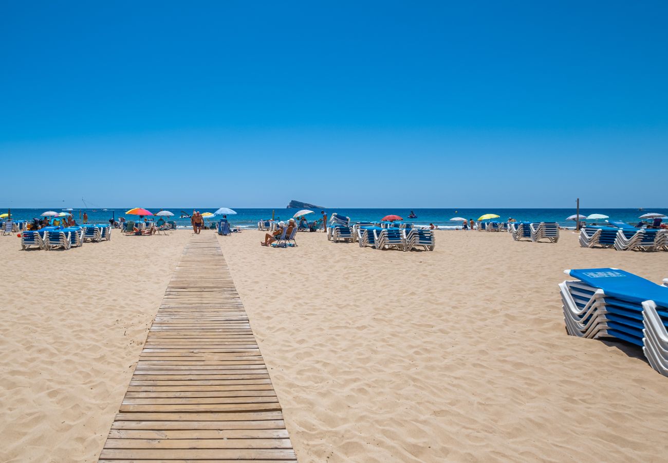 Апартаменты на Бенидорм / Benidorm - Torre Domo 9-D Levante Beach Апартаменты на Бенидорм / Benidorm - Torre Domo 9-D Levante Beach