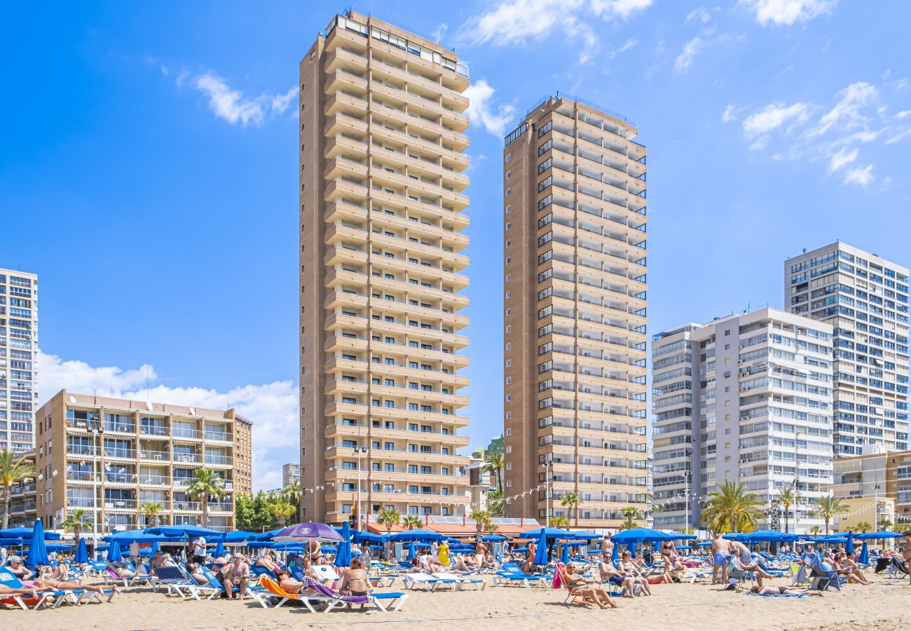 Апартаменты на Бенидорм / Benidorm - Torre Domo 9-D Levante Beach Апартаменты на Бенидорм / Benidorm - Torre Domo 9-D Levante Beach