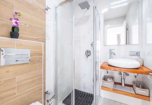 Апартаменты на Benidorm -  Penthouse Ancla 561 Levante Beach Апартаменты на Benidorm -  Penthouse Ancla 561 Levante Beach