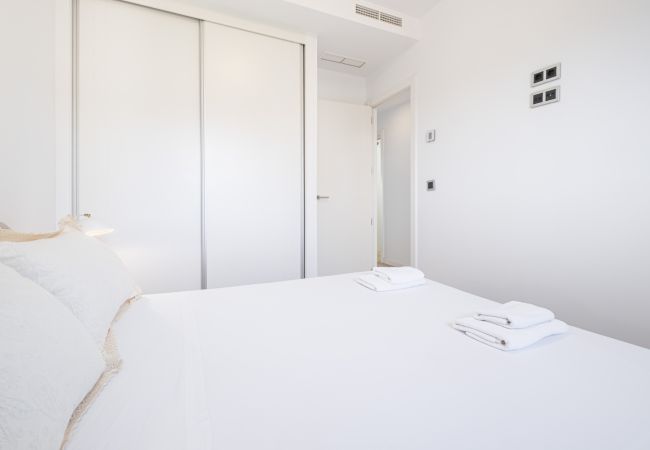 Апартаменты на Benidorm - Sunset Waves 18-35 Poniente Beach Resort Апартаменты на Benidorm - Sunset Waves 18-35 Poniente Beach Resort