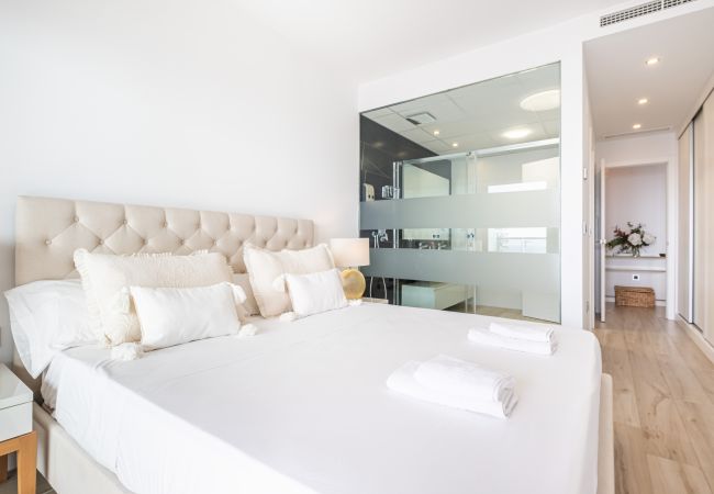 Апартаменты на Benidorm - Sunset Waves 18-35 Poniente Beach Resort Апартаменты на Benidorm - Sunset Waves 18-35 Poniente Beach Resort