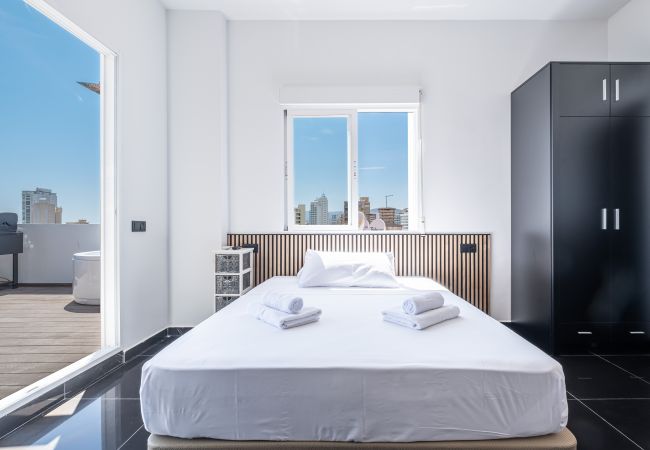 Квартира-студия на Benidorm - Penthouse Cervantes Sea View Levante Beach Квартира-студия на Benidorm - Penthouse Cervantes Sea View Levante Beach