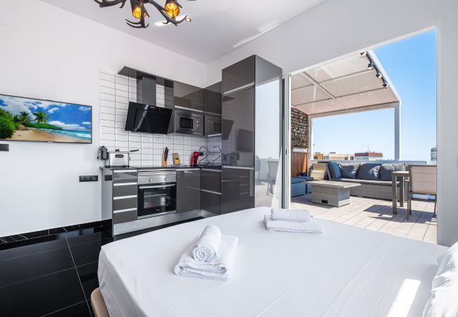 Квартира-студия на Benidorm - Penthouse Cervantes Sea View Levante Beach Квартира-студия на Benidorm - Penthouse Cervantes Sea View Levante Beach