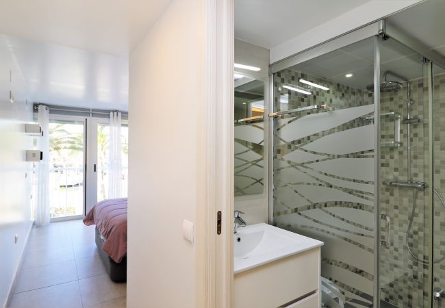 Апартаменты на Benidorm - Seimar 1-8 Apartment Levante Beach Апартаменты на Benidorm - Seimar 1-8 Apartment Levante Beach