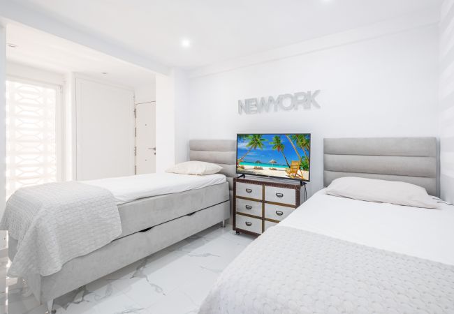 Апартаменты на Benidorm - Copacabana Deluxe 1-A Levante Beach Апартаменты на Benidorm - Copacabana Deluxe 1-A Levante Beach